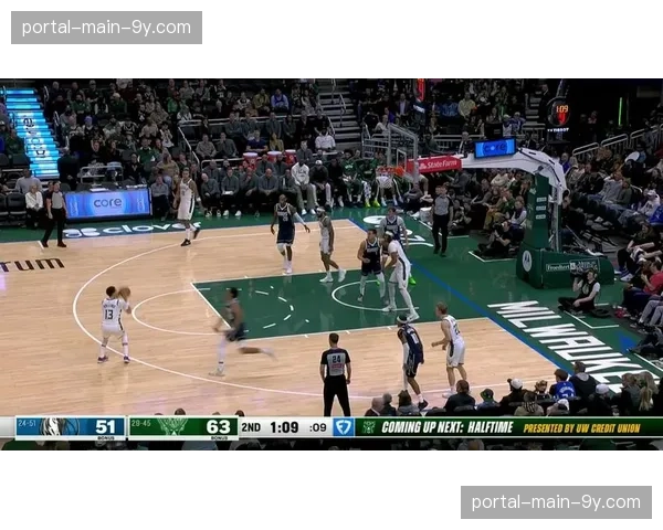 雄鹿123-99大胜独行侠，加福德封盖落地手肘受伤离场